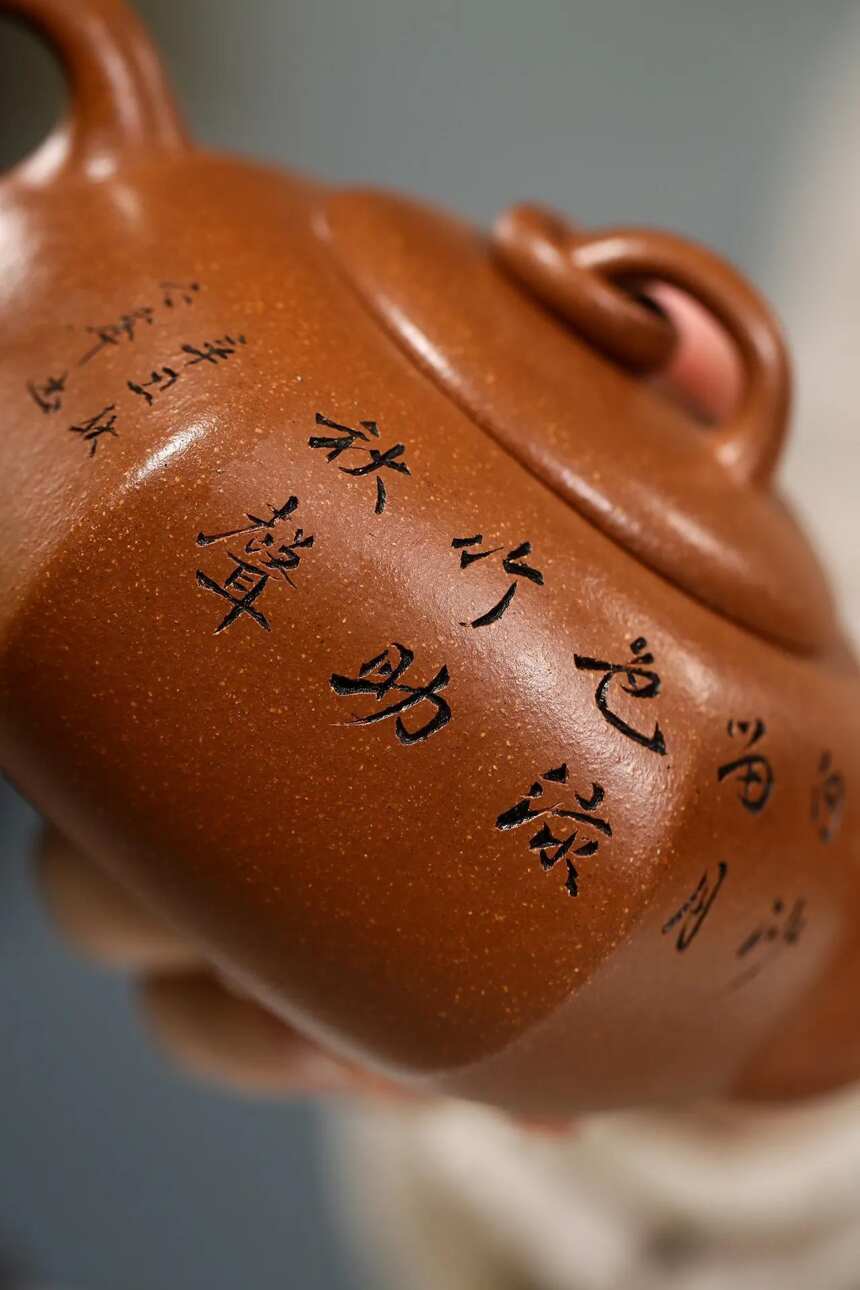 「六方扁福」陆仕兴（国工艺美术师）宜兴原矿紫砂茶壶