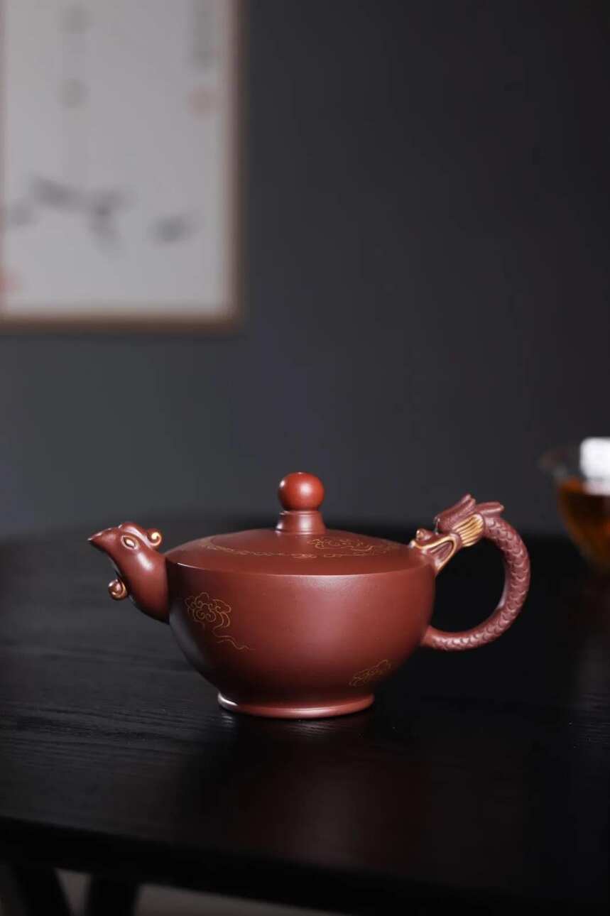 「龙凤呈祥」陆仕兴（国工艺美术师）宜兴原矿紫砂茶壶