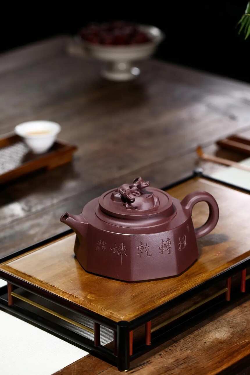 「扭转乾坤」刘彩萍（国工艺美术师）宜兴原矿紫砂茶壶