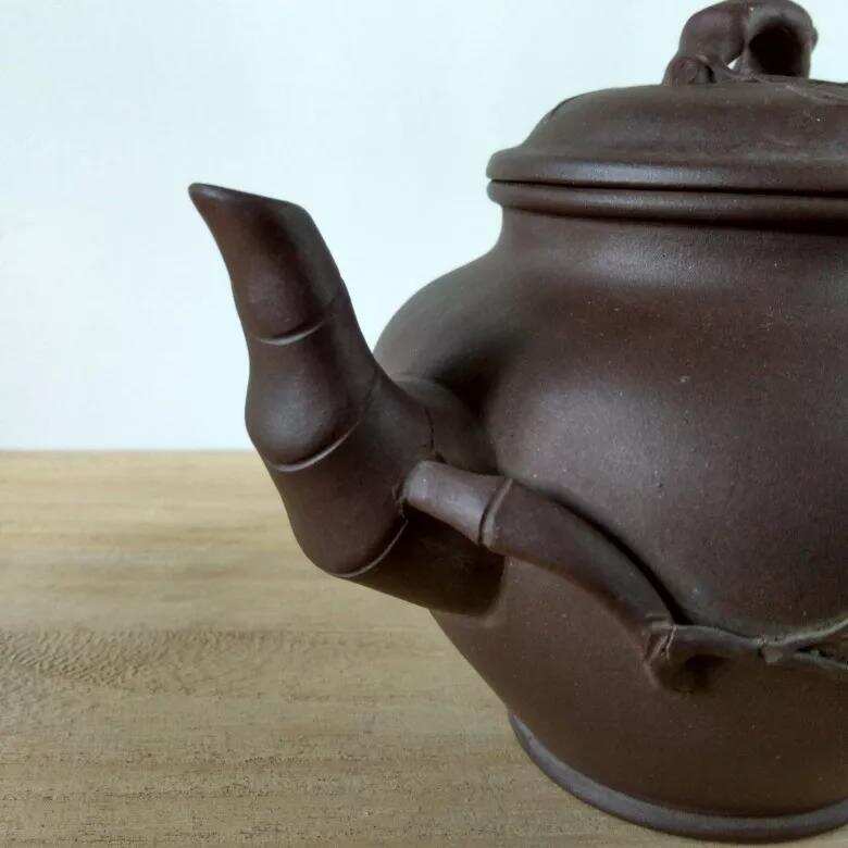 冬天喝茶，大容量的紫砂壶正当时