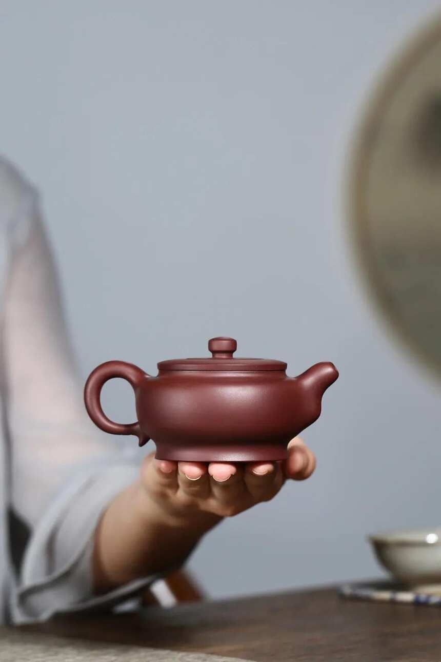 「厚德」范俊华 （国助理工艺美术师）宜兴原矿紫砂茶壶