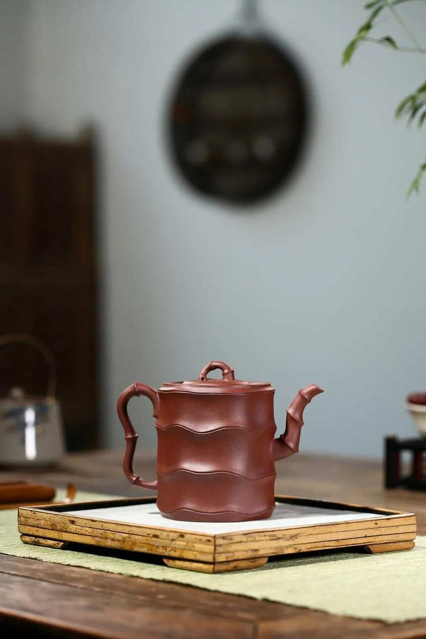 「高曲竹」刘彩萍（国工艺美术师）宜兴原矿紫砂茶壶