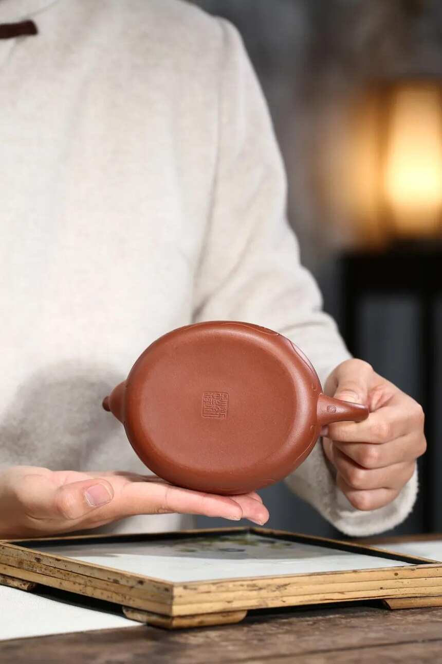 「七十二变」刘彩萍（国工艺美术师）宜兴原矿紫砂茶壶