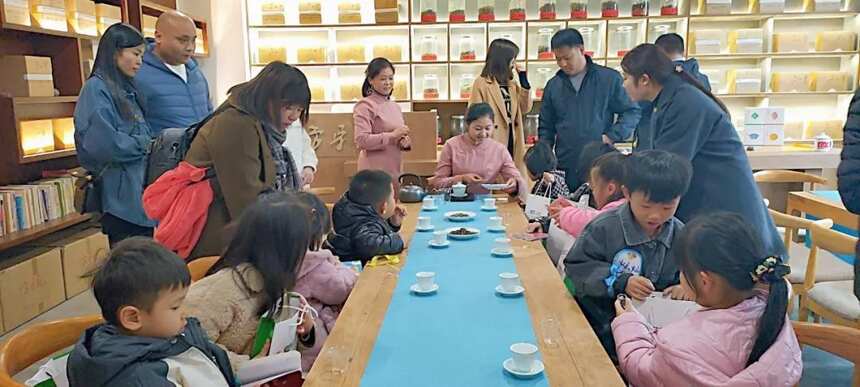积木宝贝闯世界之茶文化带你走进郑州市十佳地标打卡地