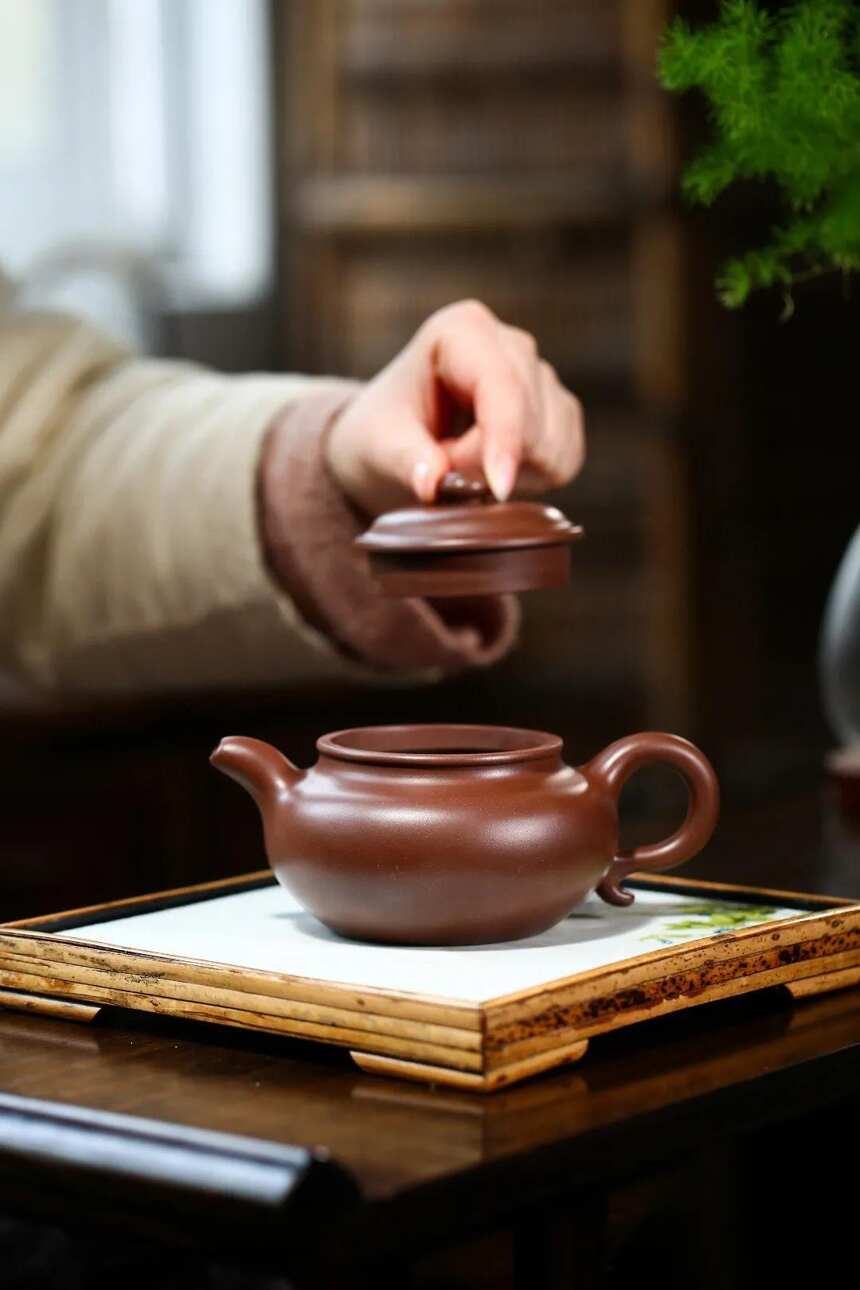 「大仿古」刘彩萍（国工艺美术师）宜兴原矿紫砂茶壶