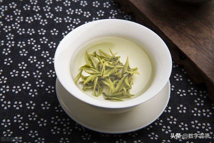茶百科 丨 明明是绿茶，为何叫自己安吉白茶