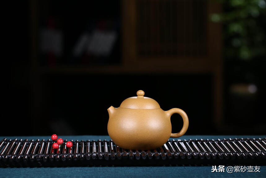 匠评丨潮州朱泥壶和宜兴紫砂壶，你知道知道区别吗？