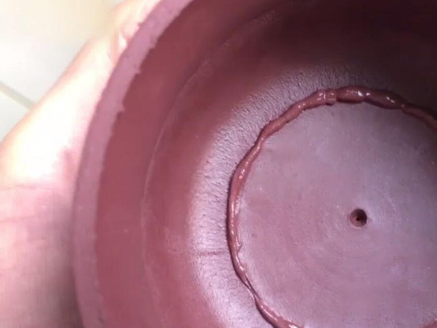 「庄庄紫砂」看紫砂壶的“泥门褶皱”，就能鉴别出全手工壶？