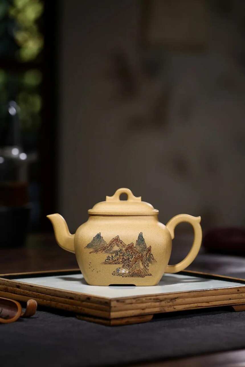 「四方玉乳」刘彩萍（国工艺美术师）宜兴原矿紫砂茶壶