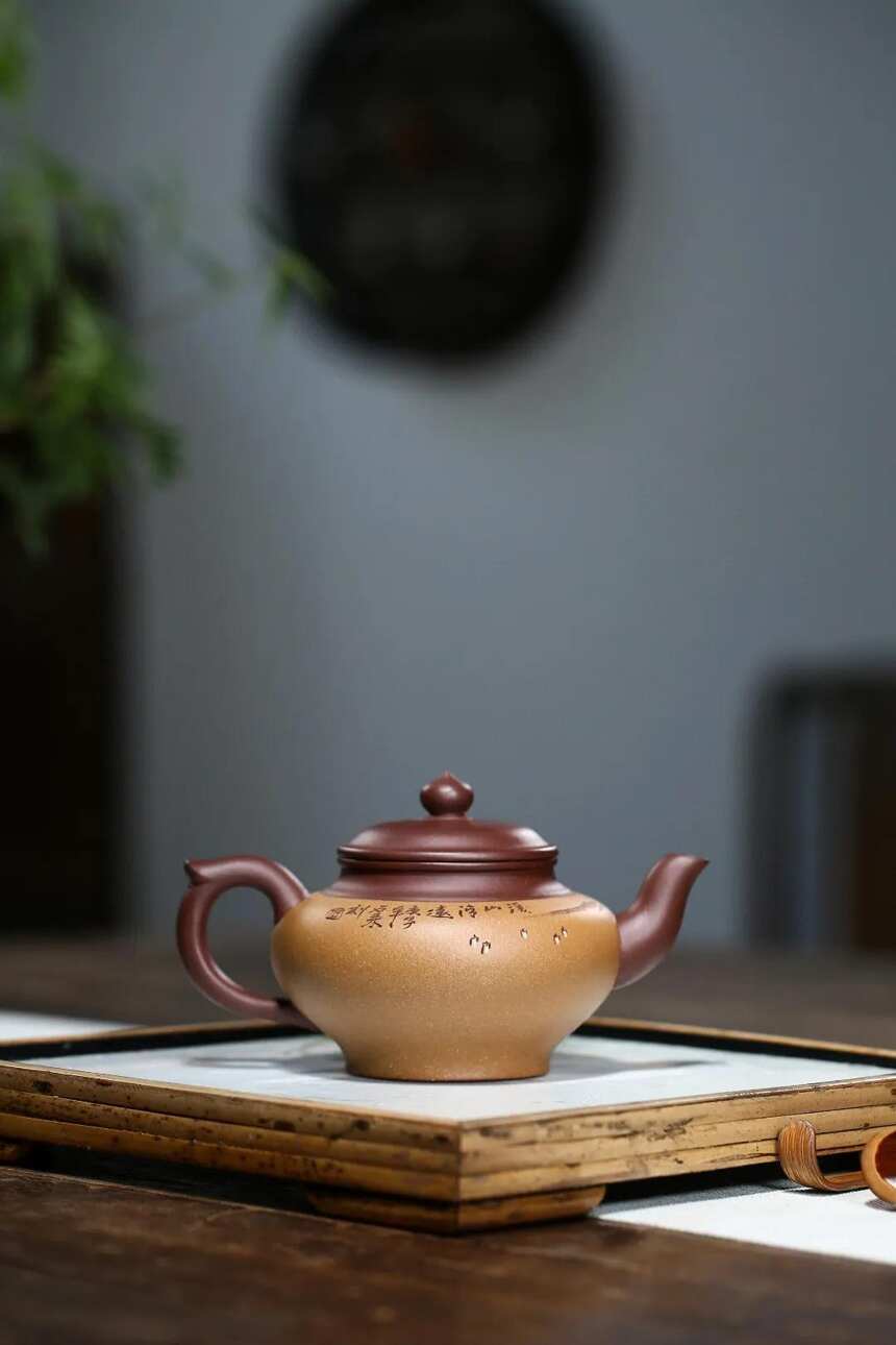 「笑樱」刘彩萍（国工艺美术师）宜兴原矿紫砂茶壶