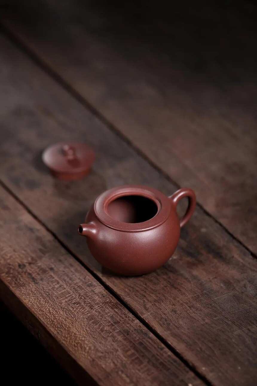 国工艺美术师 冯小俊 小圆珠·底槽清·宜兴原矿紫砂茶壶