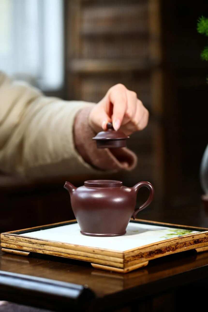 「高掇只」范俊华（国助理工艺美术师）宜兴原矿紫砂茶壶