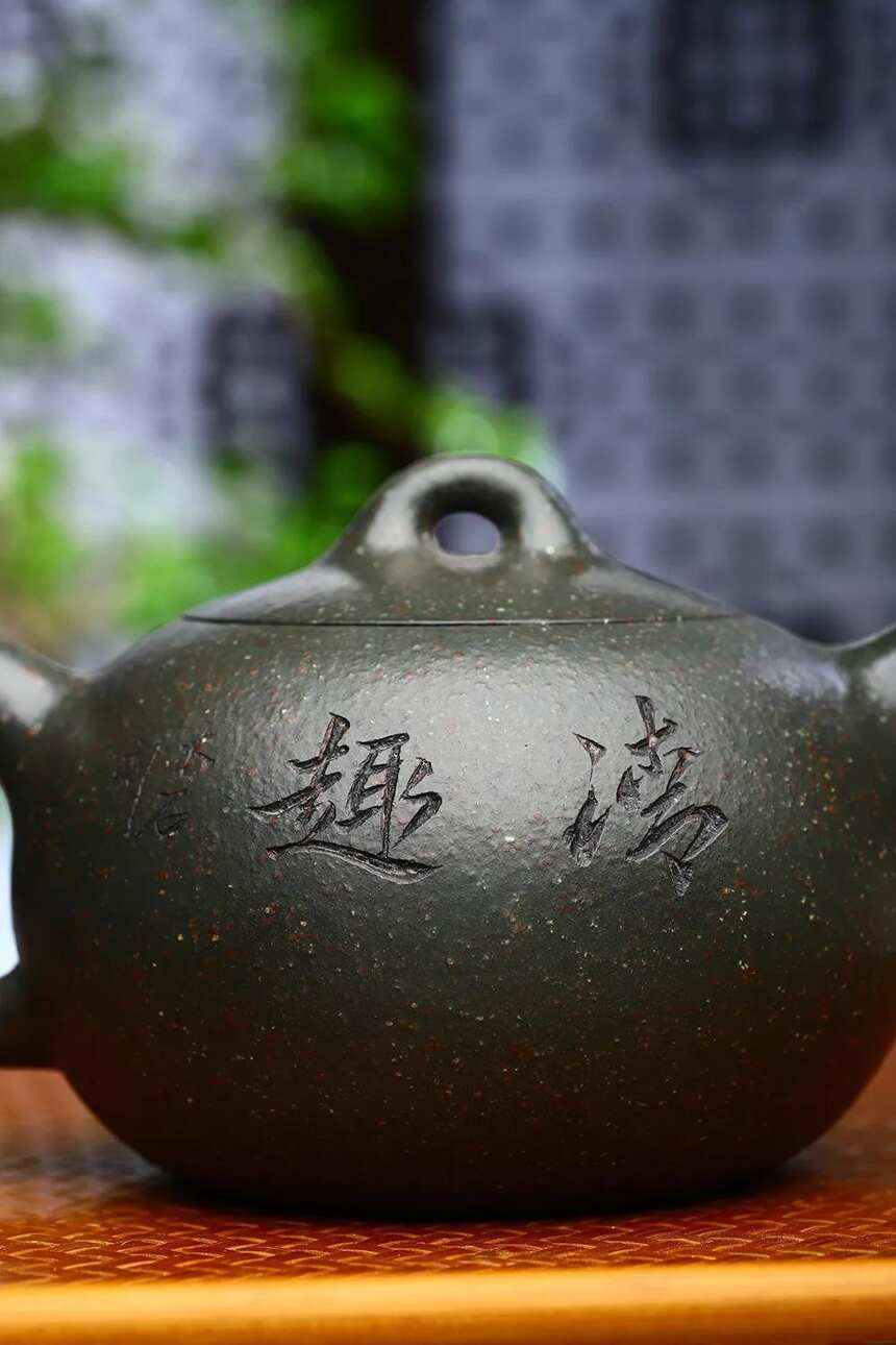 如意西施，狄姣姣（国工艺美术师）宜兴原矿紫砂茶壶