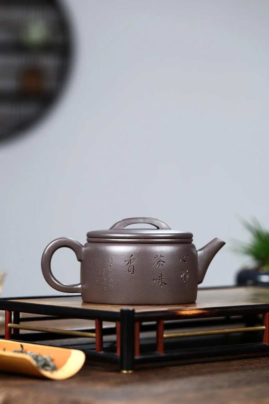 「汉瓦」王岳龄（国高工艺美术师）宜兴原矿紫砂茶壶，天青泥