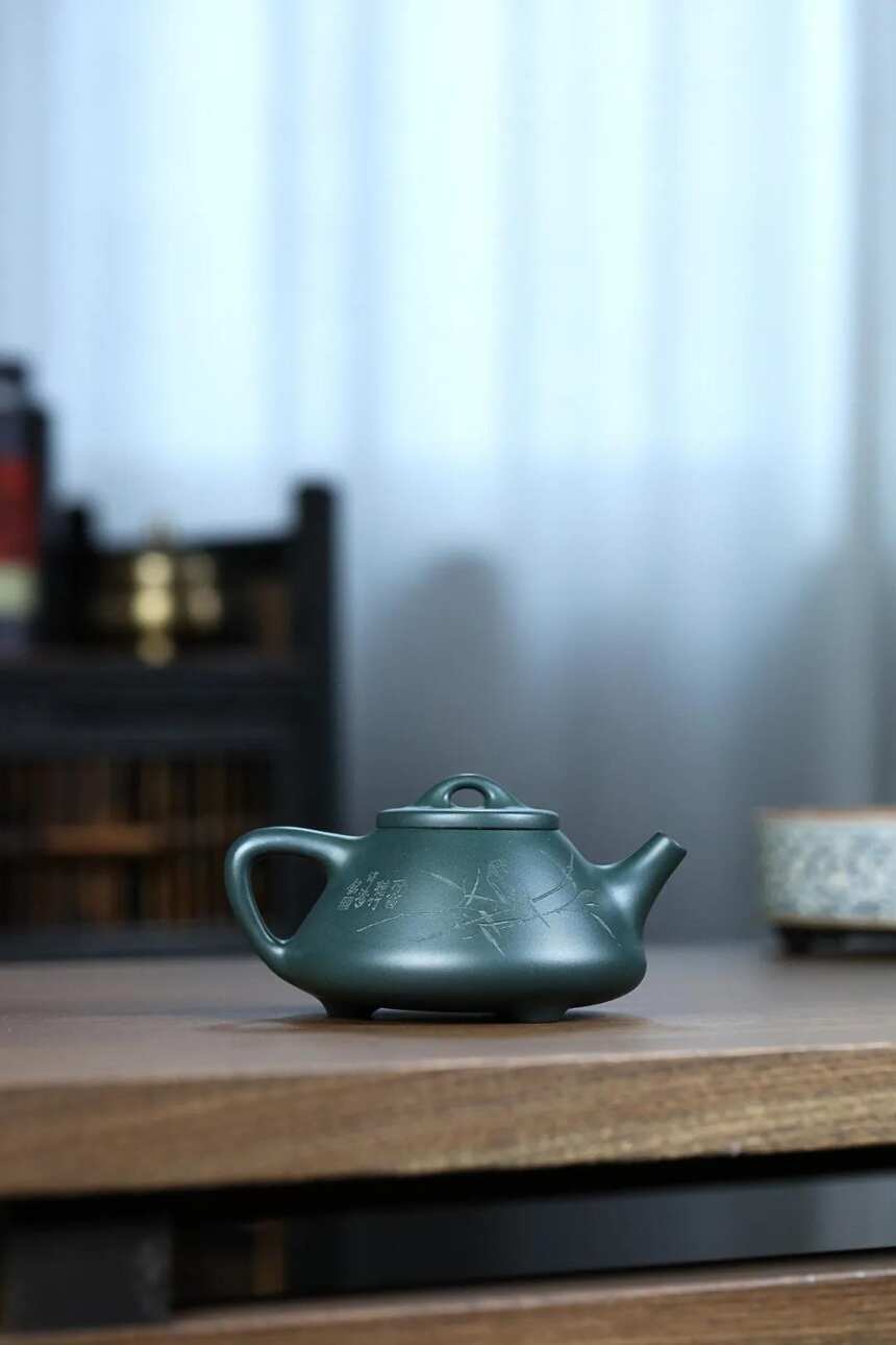 「潘国新」子冶石瓢 宜兴原矿紫砂茶壶