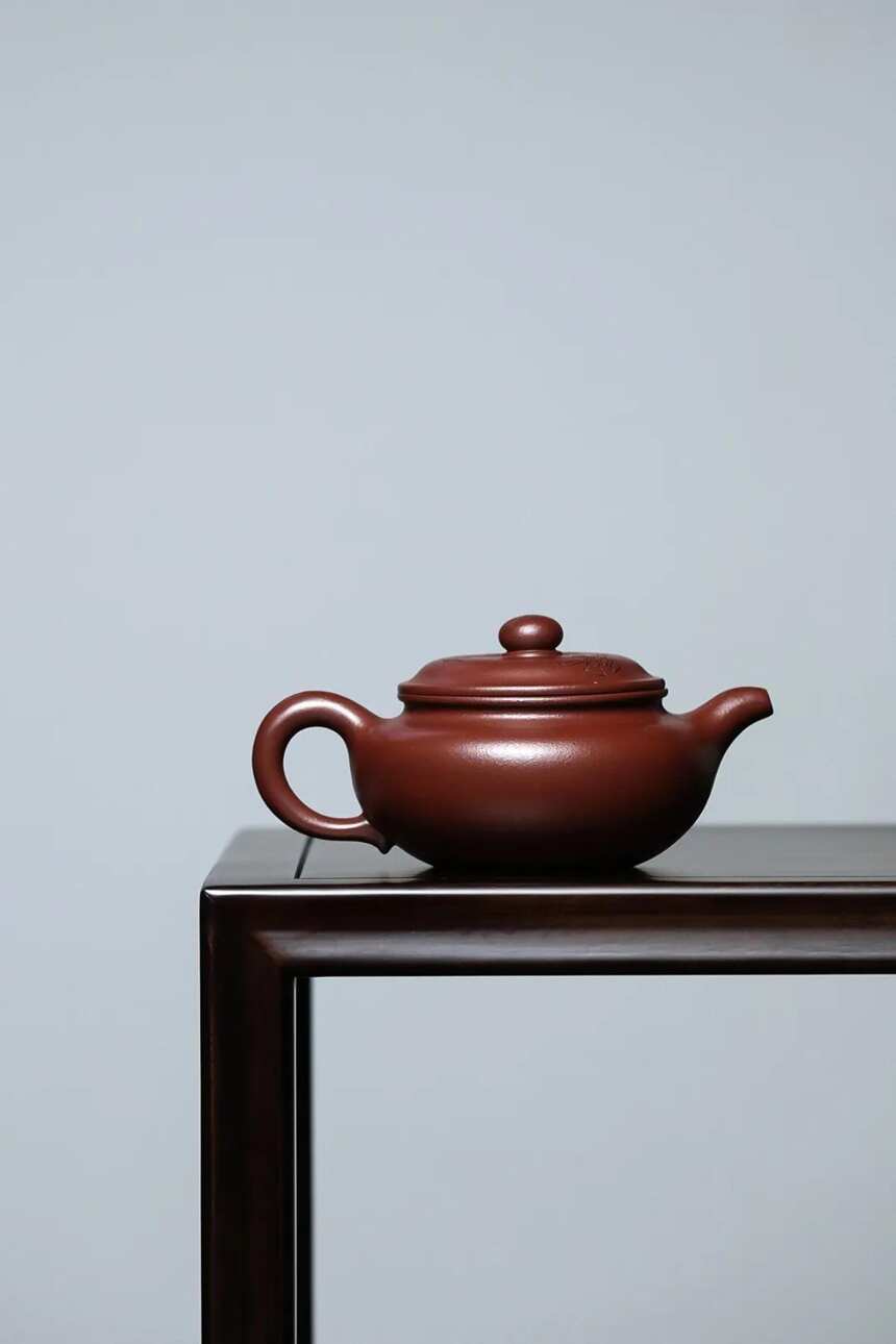 「扁鼓」韩惠琴（国高工艺美术师）宜兴原矿紫砂茶壶