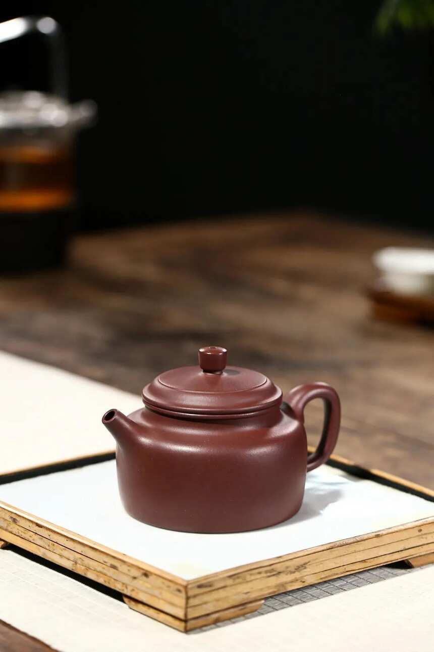 「德钟」许响新（国助理工艺美术师）宜兴原矿紫砂茶壶