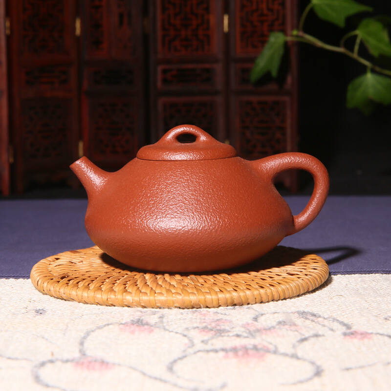 紫砂壶泡茶，用的越久会越爱！