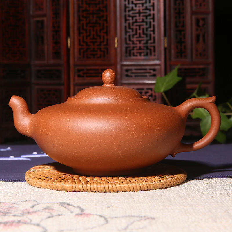 泡茶为什么一定要用紫砂壶呢？如何选对泡茶的壶？
