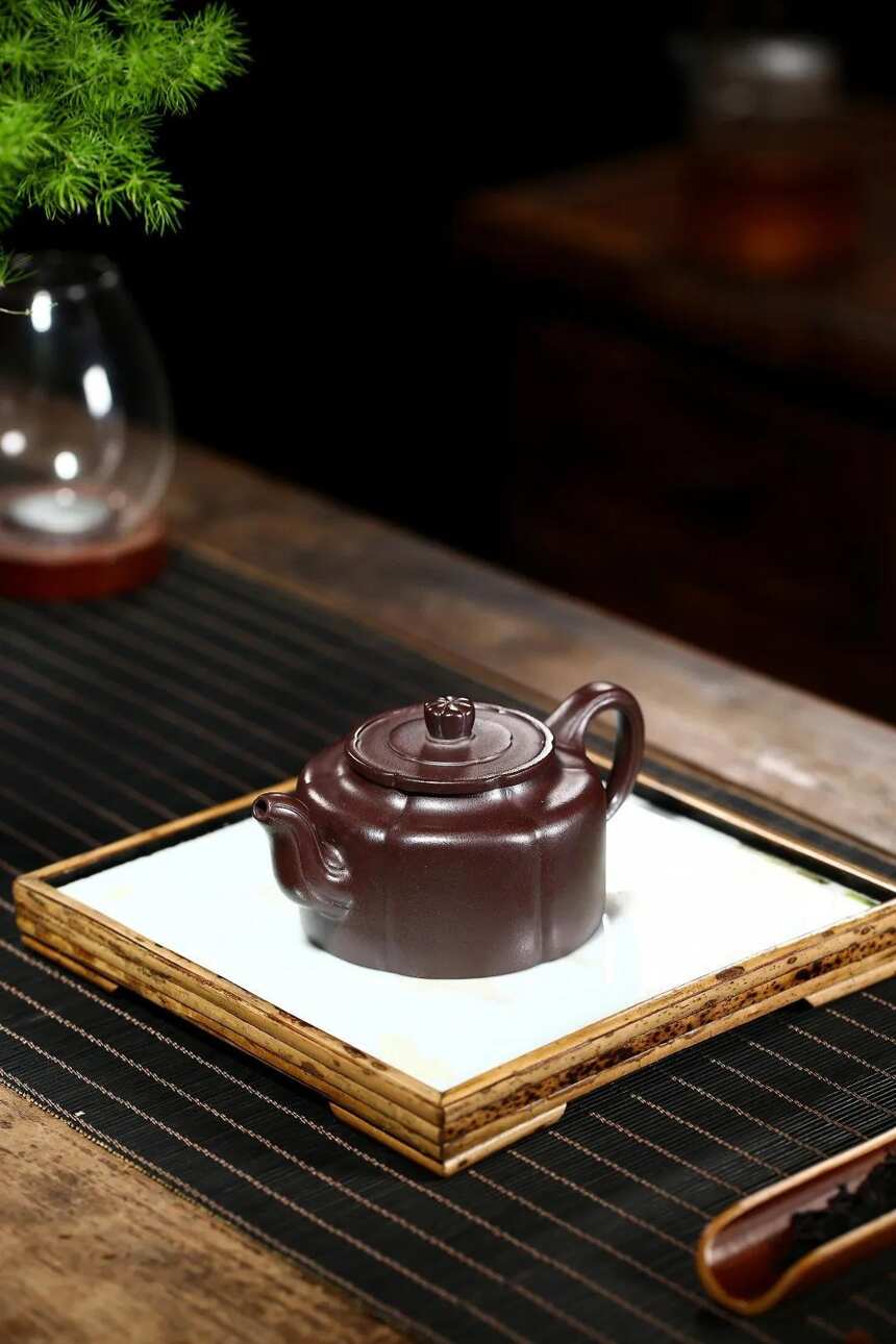 「梅花周盘」刘彩萍（国工艺美术师）宜兴原矿紫砂茶壶