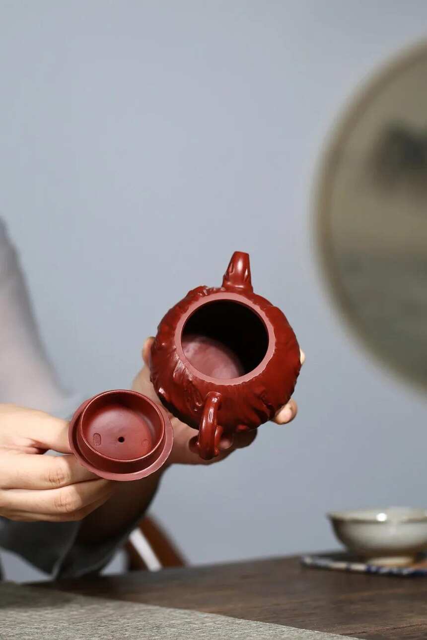 「三脚树桩」范俊华 （国助理工艺美术师）宜兴原矿紫砂茶壶