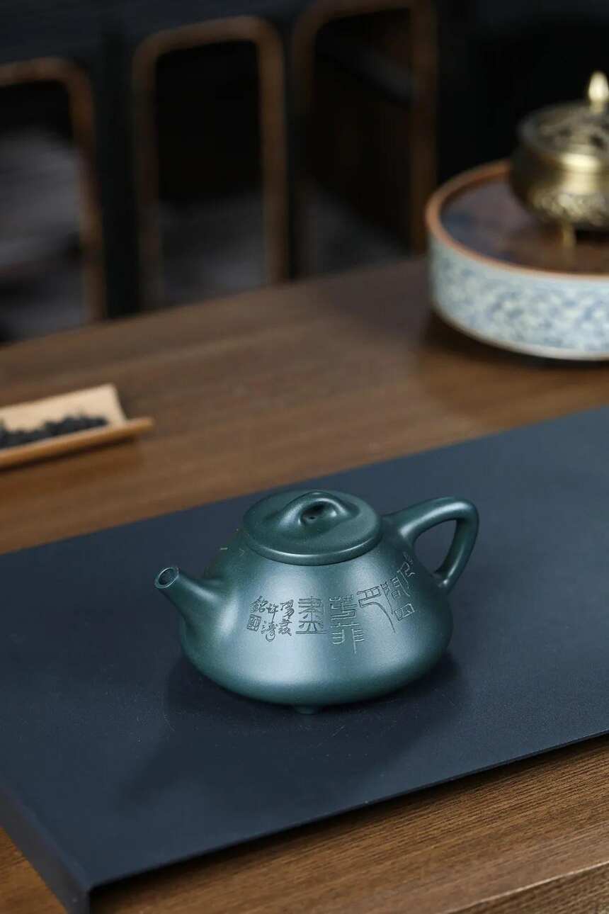 「潘国新」子冶石瓢 宜兴原矿紫砂茶壶