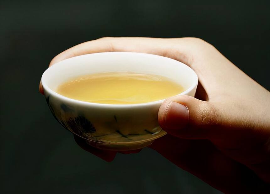 10个喝茶的人都有的习惯，你有吗？