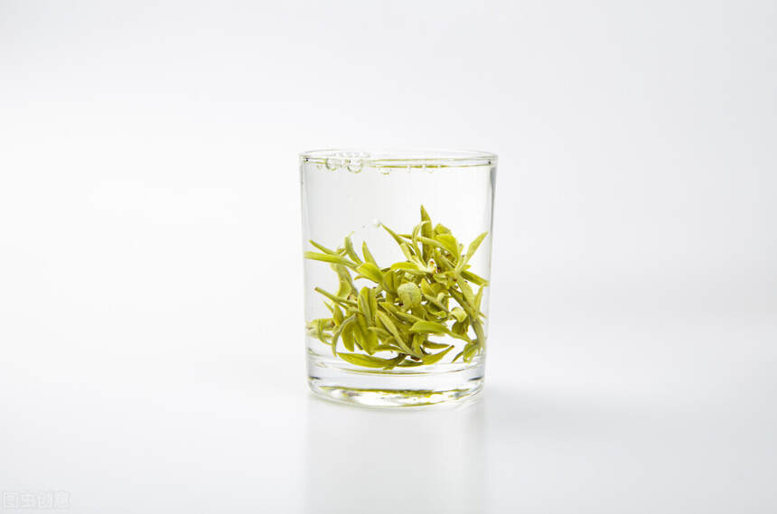 玻璃杯、盖碗、紫砂壶，谁才是绿茶的最佳搭档？