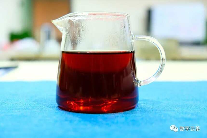茶百科 丨 造就普洱茶“越陈越香”的秘密
