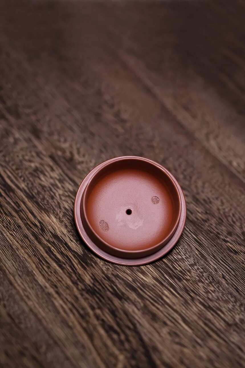 高仿古·朱泥·320cc·16孔·杨老师（制）宜兴原矿紫砂茶壶