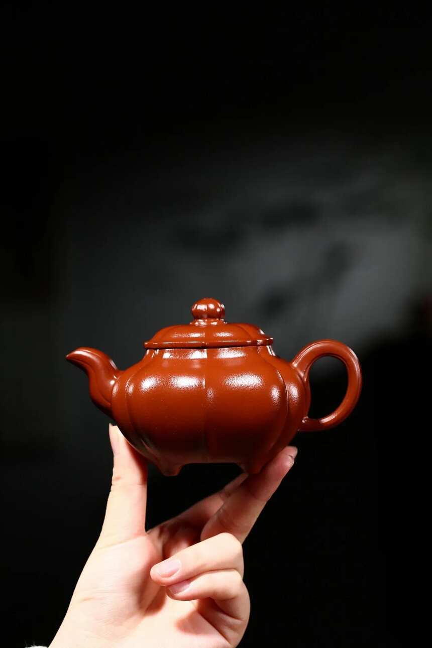 宜兴范振原矿大红袍紫砂茶壶「筋纹传炉」