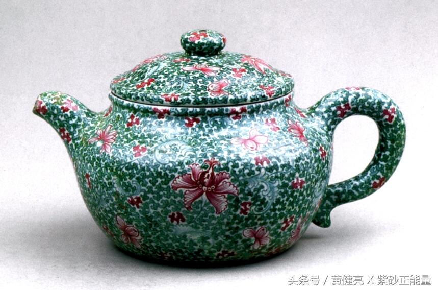 风靡一时的彩色茶壶时尚｜紫砂彩釉装饰