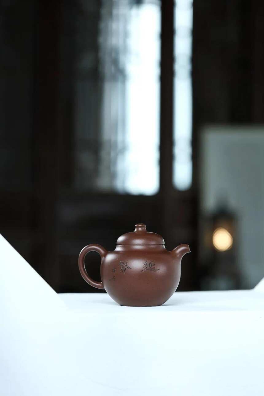 范微琴（国高工艺美术师）宜兴原矿紫砂茶壶