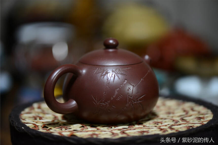 茶壶夜话 | 紫砂的文人情怀之虚心劲节！