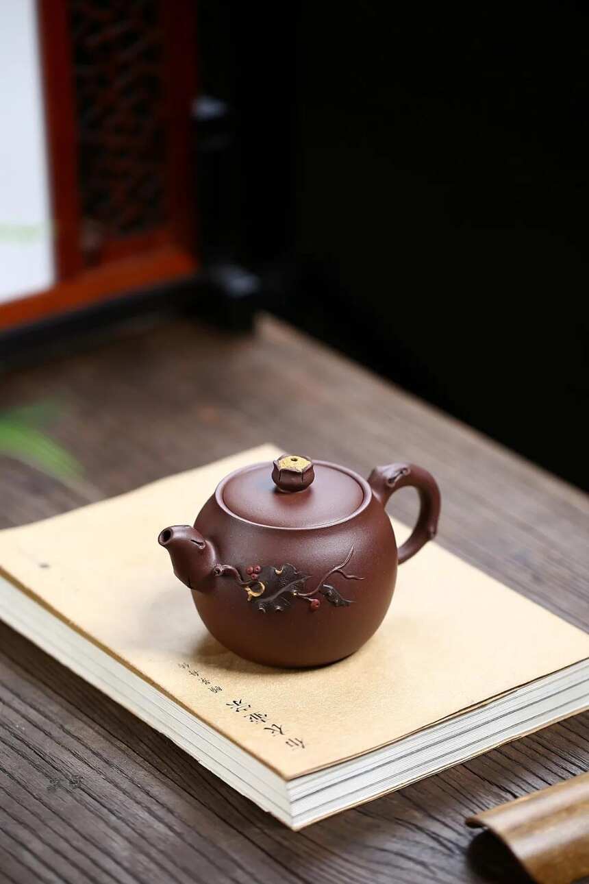 《硕果如珠》国工艺美术师 鲍玉华 宜兴原矿紫砂茶壶