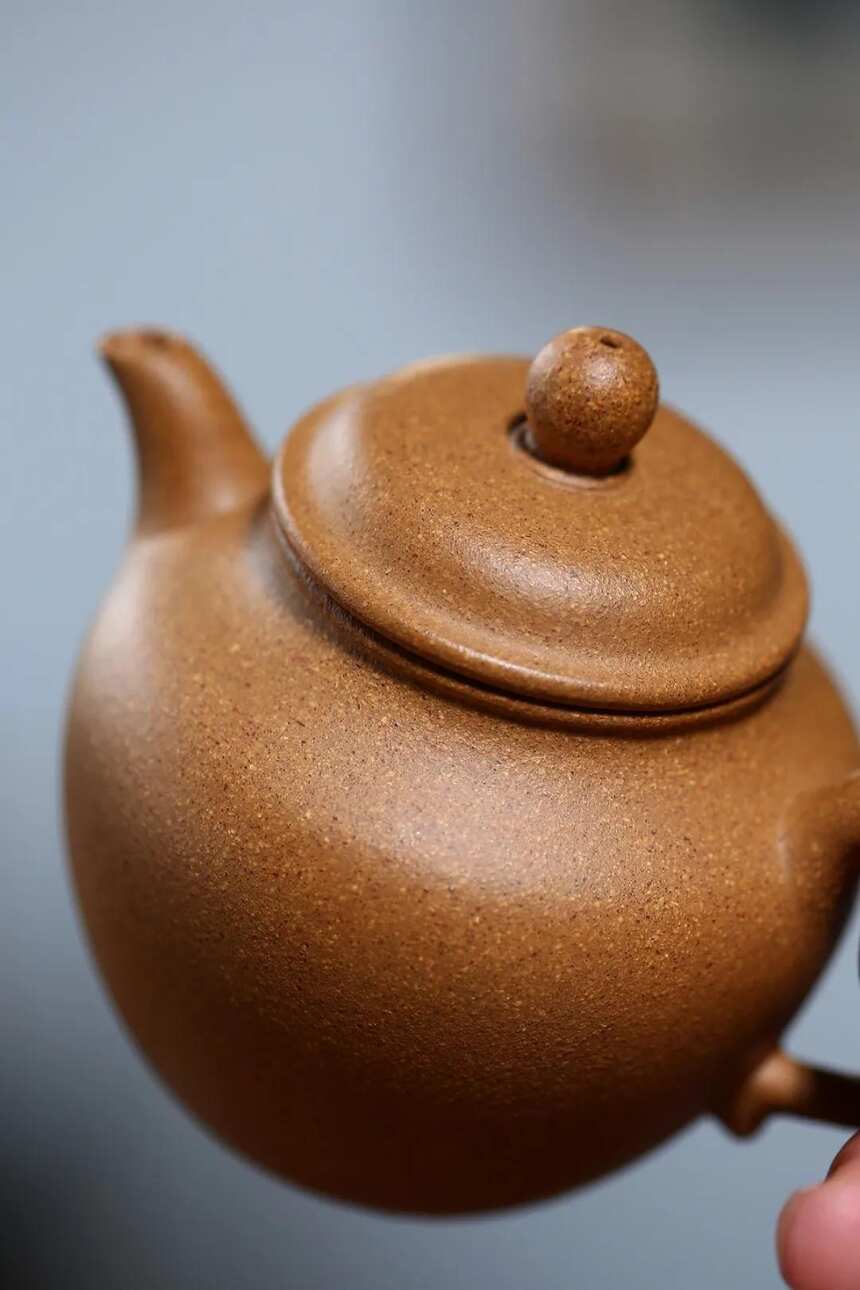 《秋水》国工艺美术师 鲍玉华 宜兴原矿紫砂茶壶