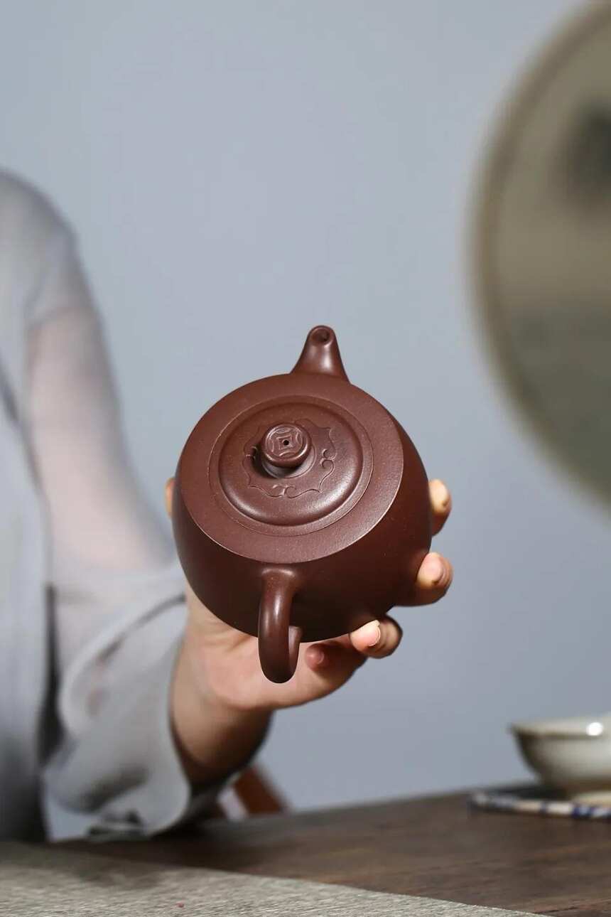 「如意天际」范俊华（国助理工艺美术师）宜兴原矿紫砂茶壶