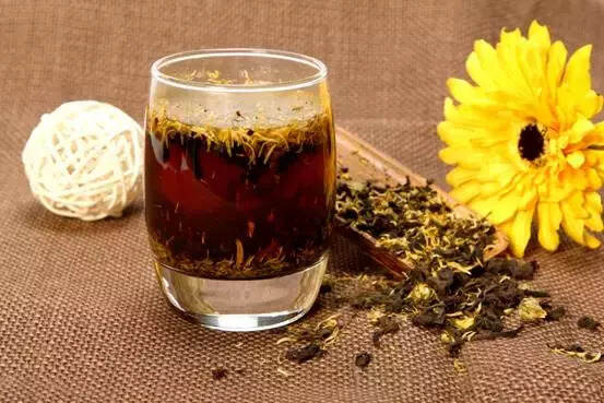 初冬，推荐几款适合与普洱茶搭配的养生茶