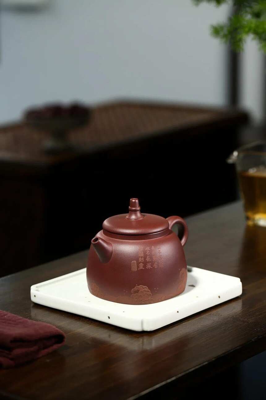 「四方汉铎」刘彩萍（国工艺美术师）宜兴原矿紫砂茶壶