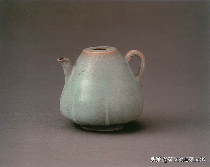 多图：宋元时期的钧窑瓷器，器型有碗、盏、壶、茶入