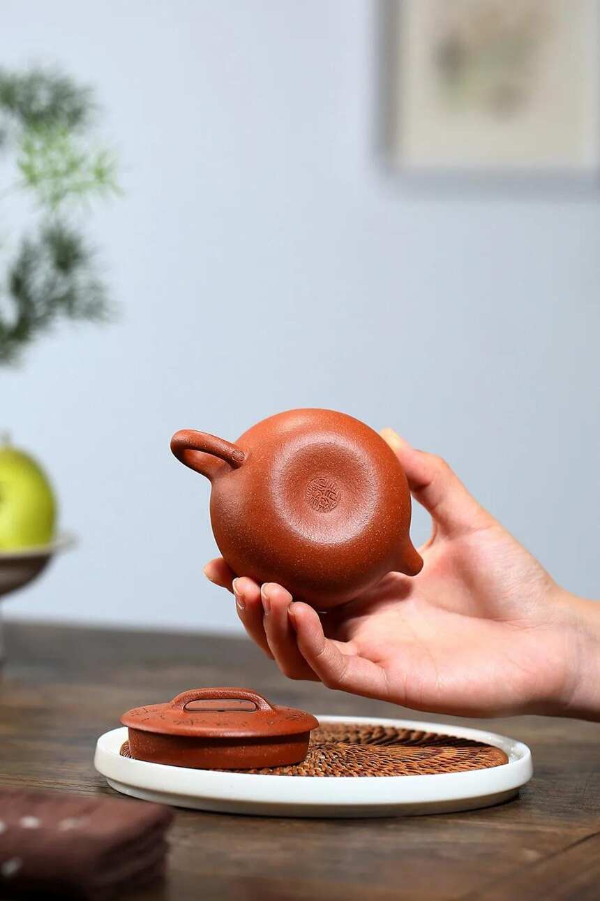 《大口汉瓦》国工艺美术师 鲍玉华 宜兴原矿紫砂茶壶