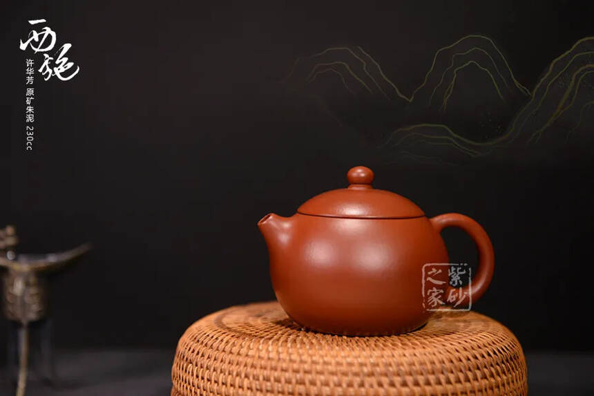 为什么喜欢工夫茶的人，都选择紫砂小圆壶？