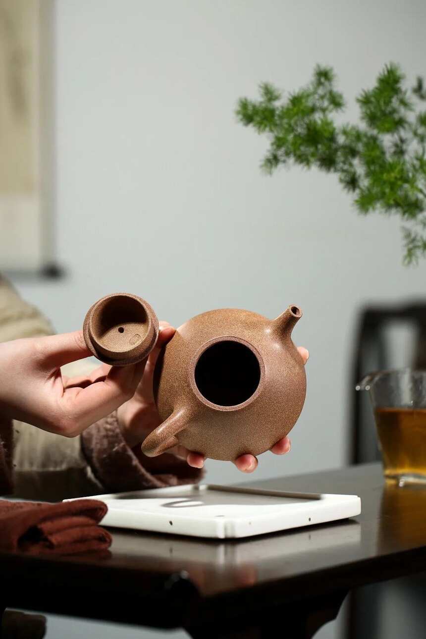 「子冶石瓢」范俊华（国助理工艺美术师）宜兴原矿紫砂茶壶