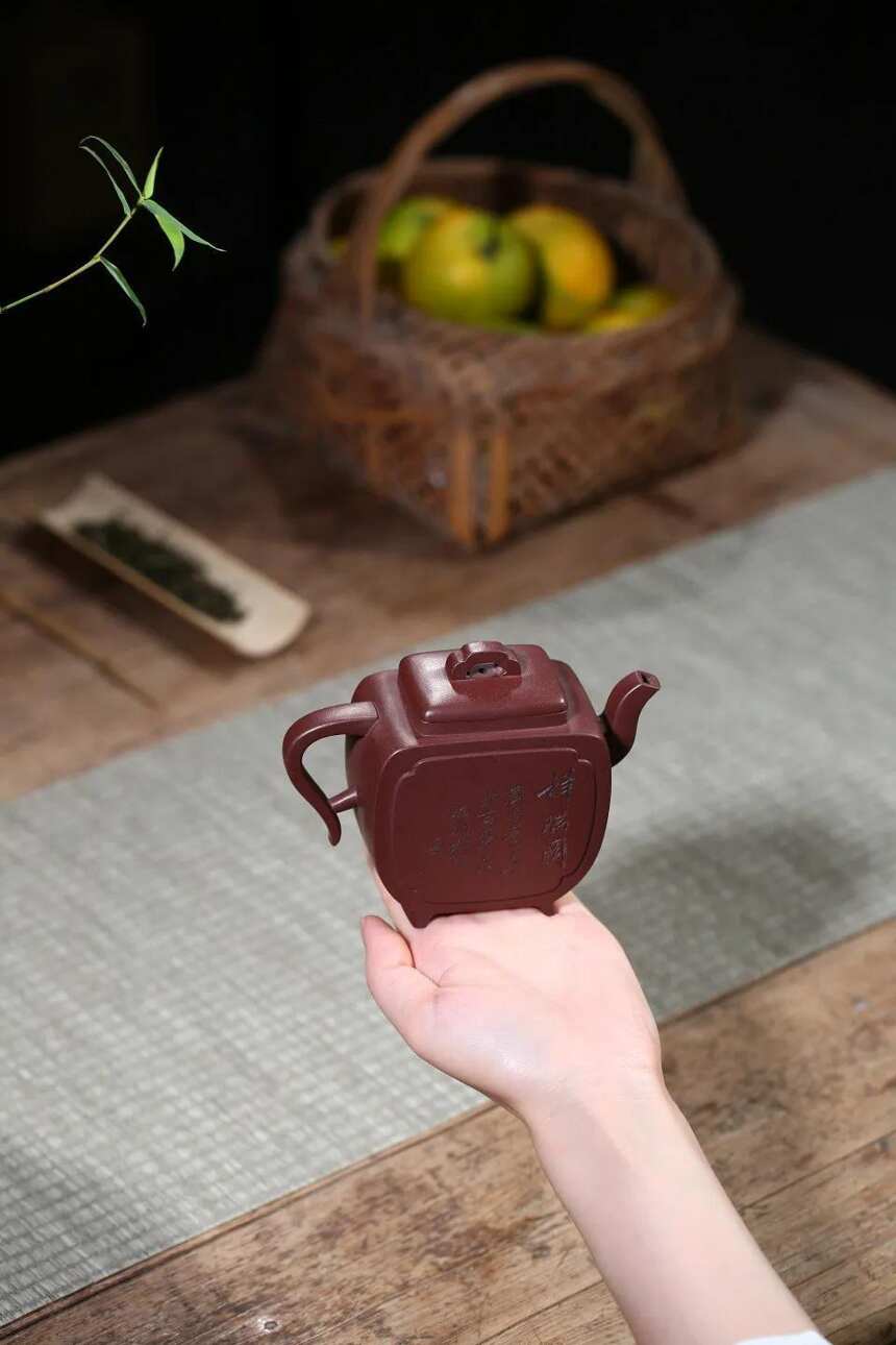 西施拜月 国高工艺美术师 宜兴原矿紫砂茶壶