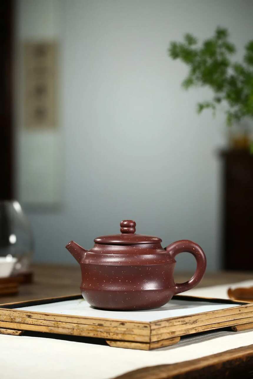 「巨轮壶」吕永勤（国工艺美术师）宜兴原矿紫砂茶壶