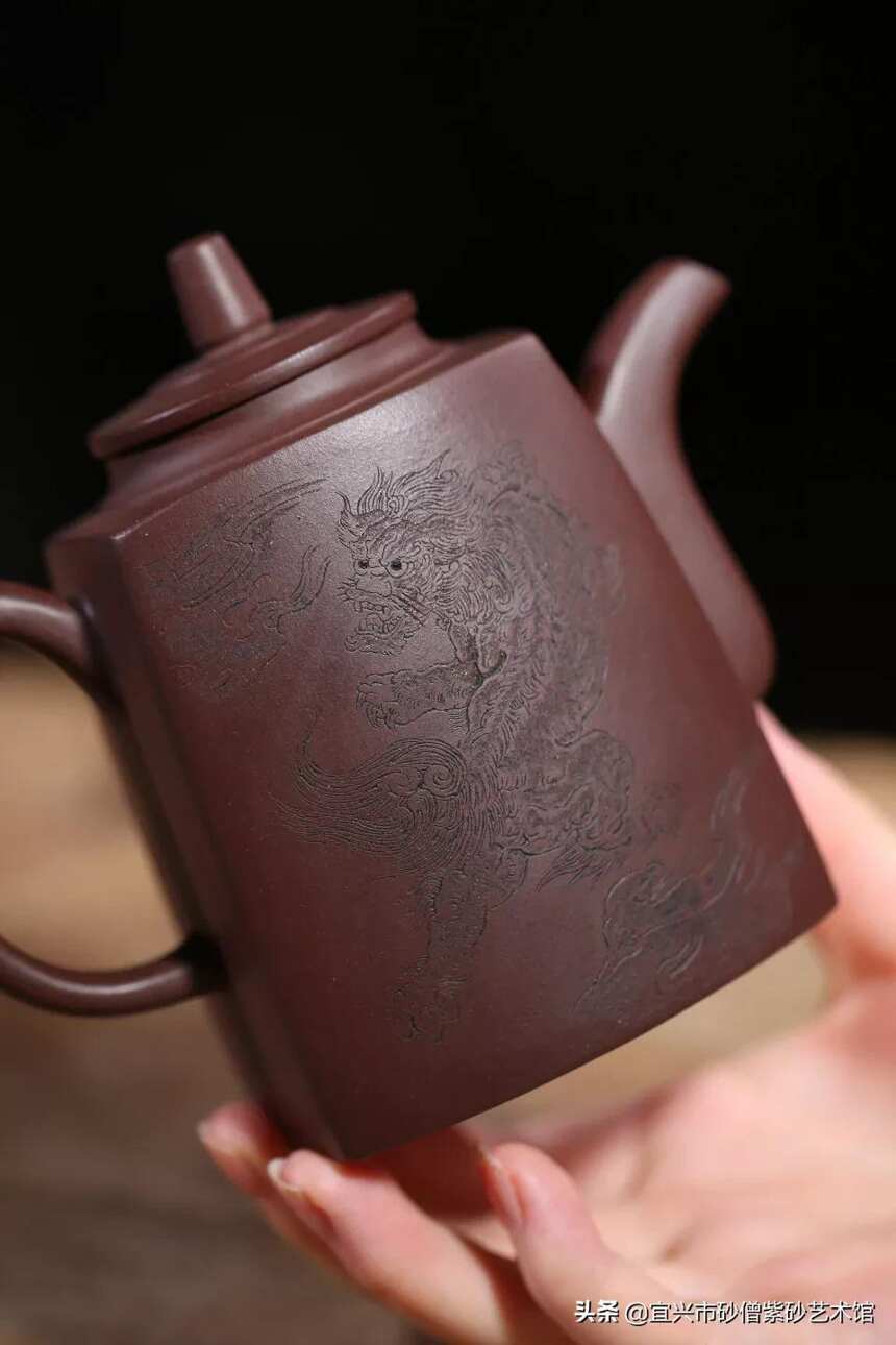汉方，紫泥，380cc,国工艺美术师，宜兴原矿紫砂茶壶