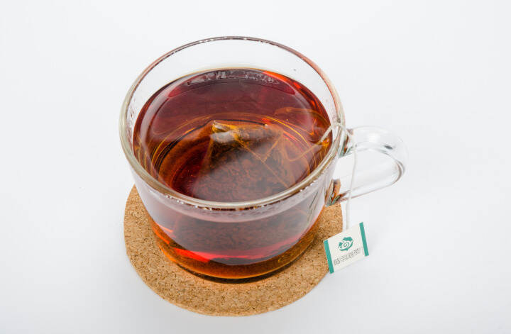 茶健康：女性喝红茶好处多