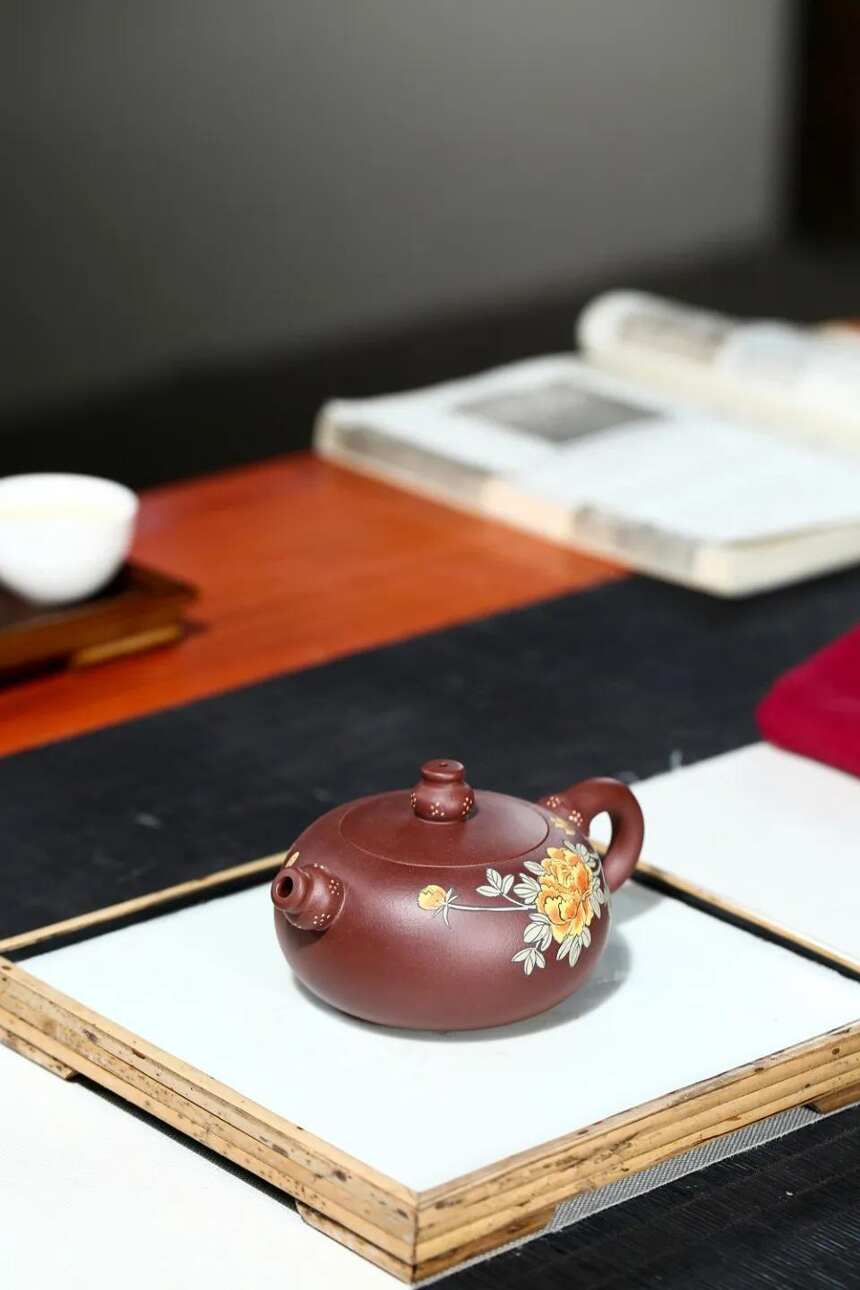 「葫芦壶」宜兴刘彩萍彩绘紫砂茶壶