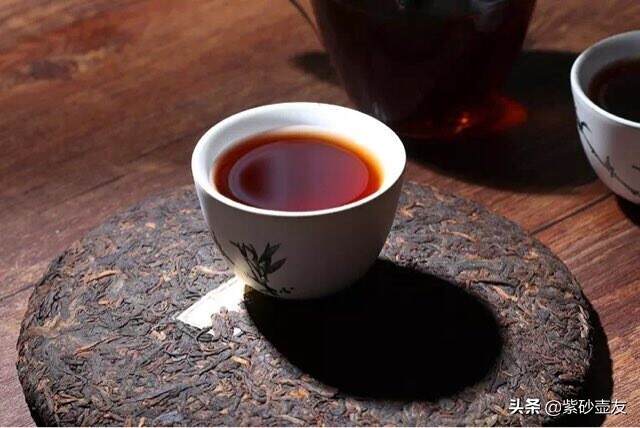 紫砂茶话丨如何快速的分辨普洱生茶的品质好坏？茶小白也有诀窍！