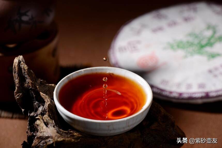 紫砂茶话丨如何快速的分辨普洱生茶的品质好坏？茶小白也有诀窍！